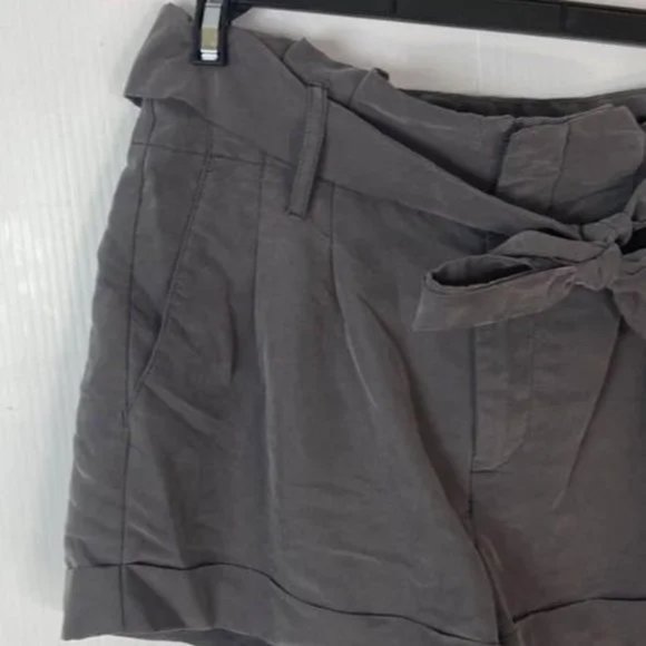 ✨3/$25✨ American Eagle Outfitters Grey Shorts - 0 - Picture 2 of 6